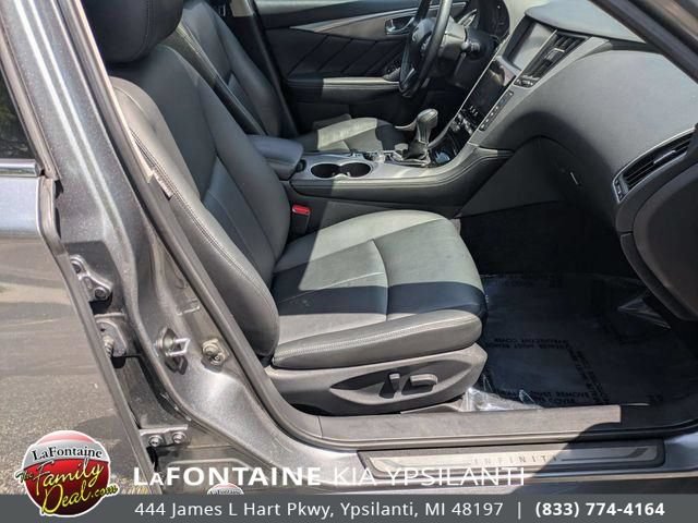Used 2017 INFINITI Q50 Signature Edition w/ All Weather Package (L93) AWD/4WD image 30