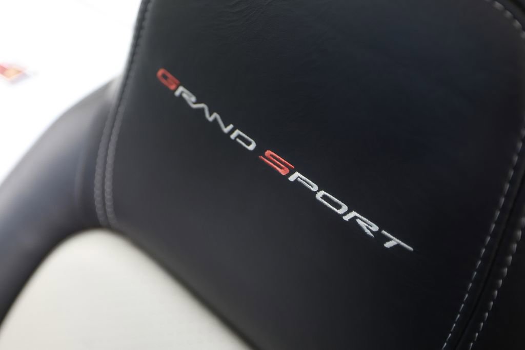 Used 2011 Chevrolet Corvette Grand Sport w/ Preferred Equipment Group RWD image 30