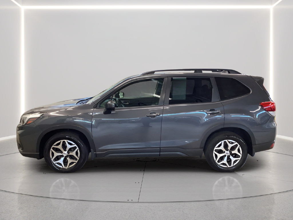 Used 2021 Subaru Forester Premium AWD/4WD image 3