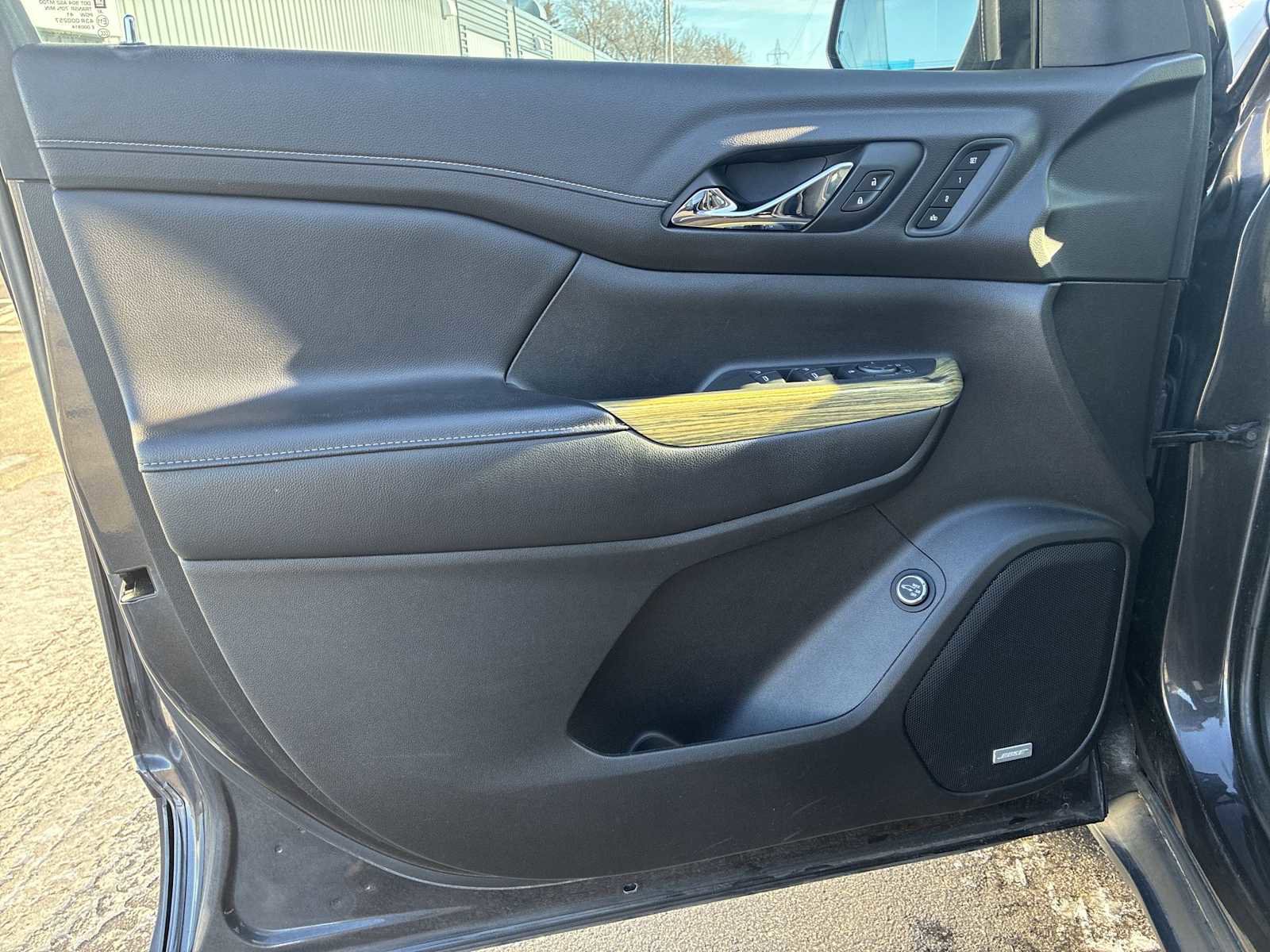 Certified 2019 GMC Acadia Denali image 23