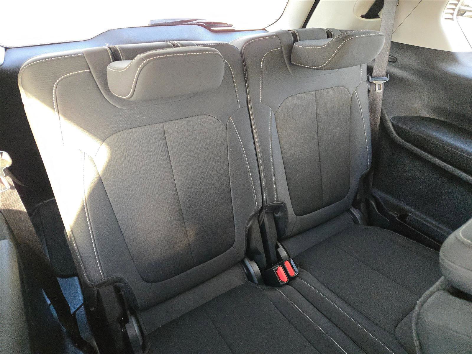 Certified 2023 Jeep Grand Cherokee L Laredo image 13