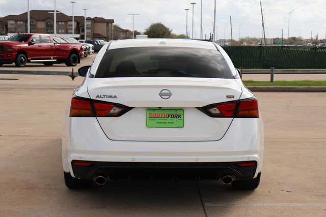 Used 2024 Nissan Altima 2.5 SR w/ SR Premium Package image 6
