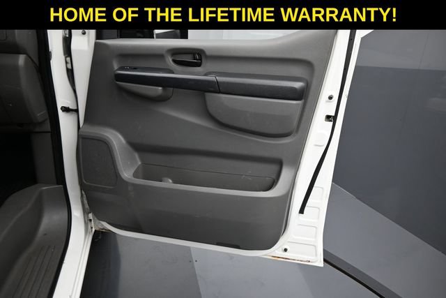Used 2013 Nissan NV 2500 SV w/ Technology Pkg RWD image 40