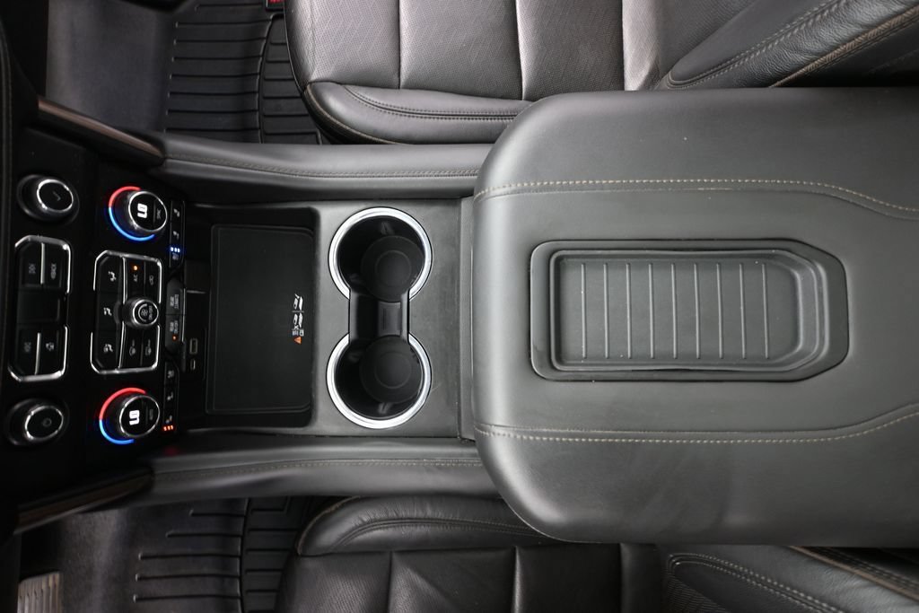 Used 2021 Chevrolet Suburban High Country AWD/4WD image 39