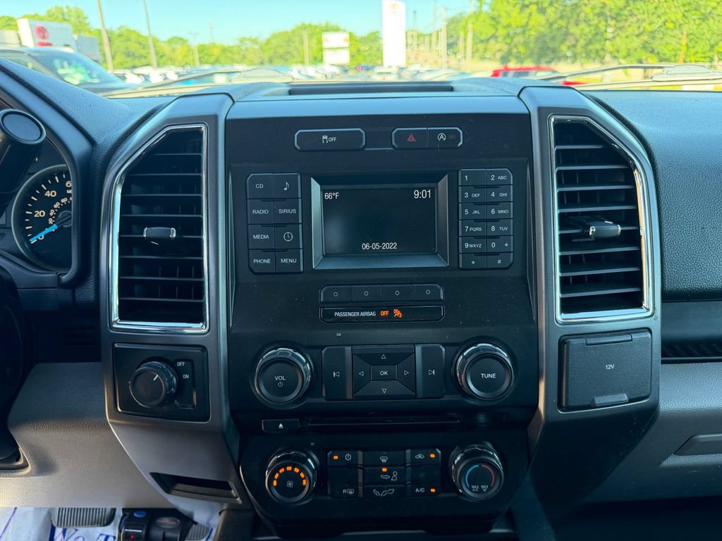 Used 2015 Ford F150 XLT w/ Equipment Group 301A Mid RWD image 19