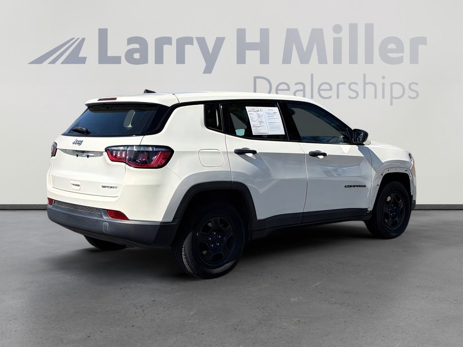 Used 2021 Jeep Compass Sport FWD image 6
