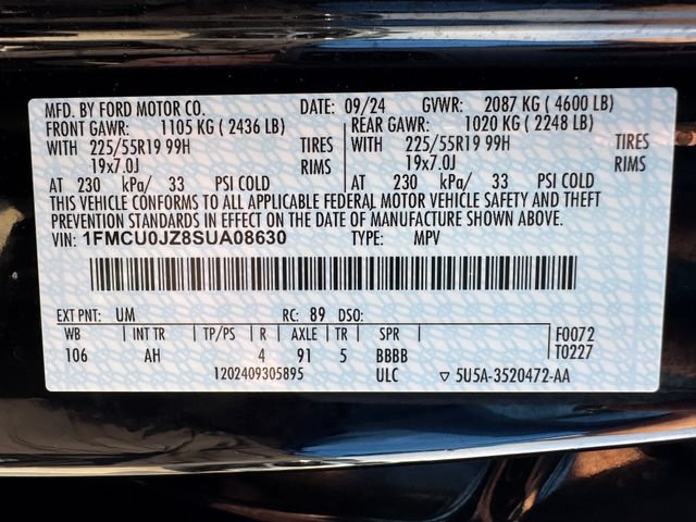 Used 2025 Ford Escape Platinum w/ Premium Technology Package FWD image 27
