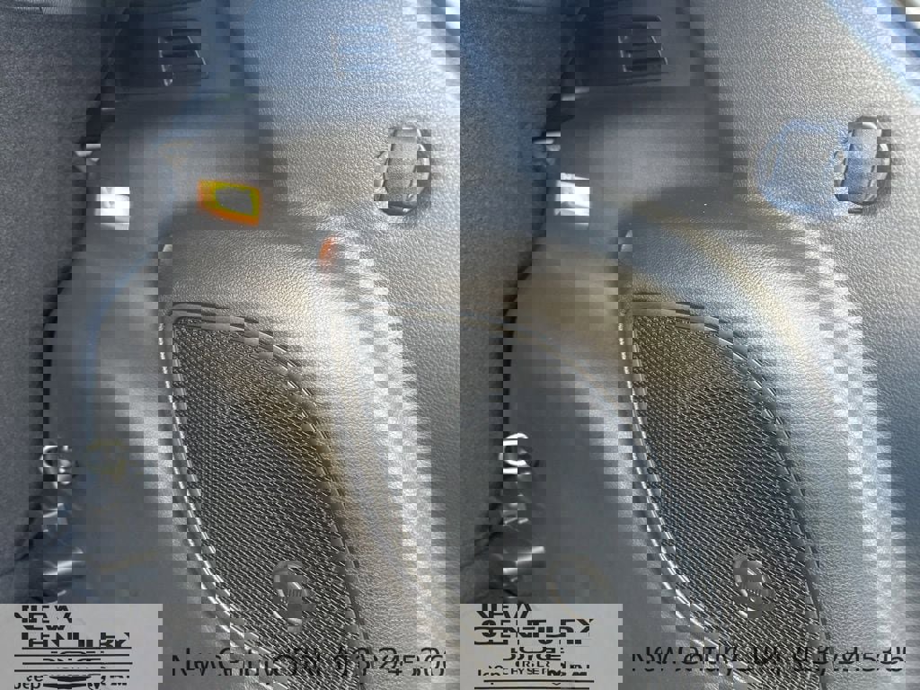 New 2026 Jeep Compass Limited w/ Sun, Sound & Navigation Group image 14