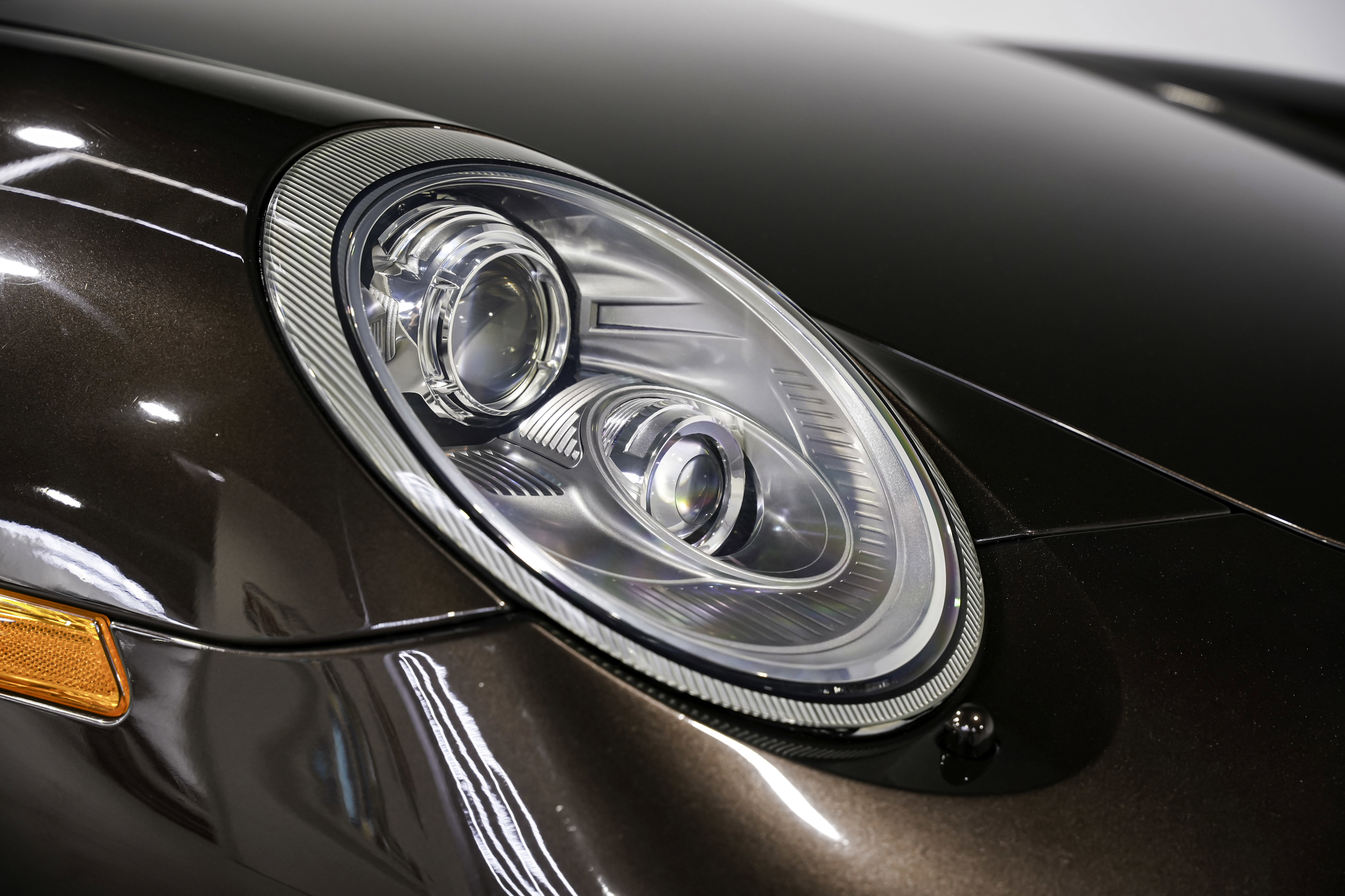 Used 2010 Porsche 911 Carrera S image 38