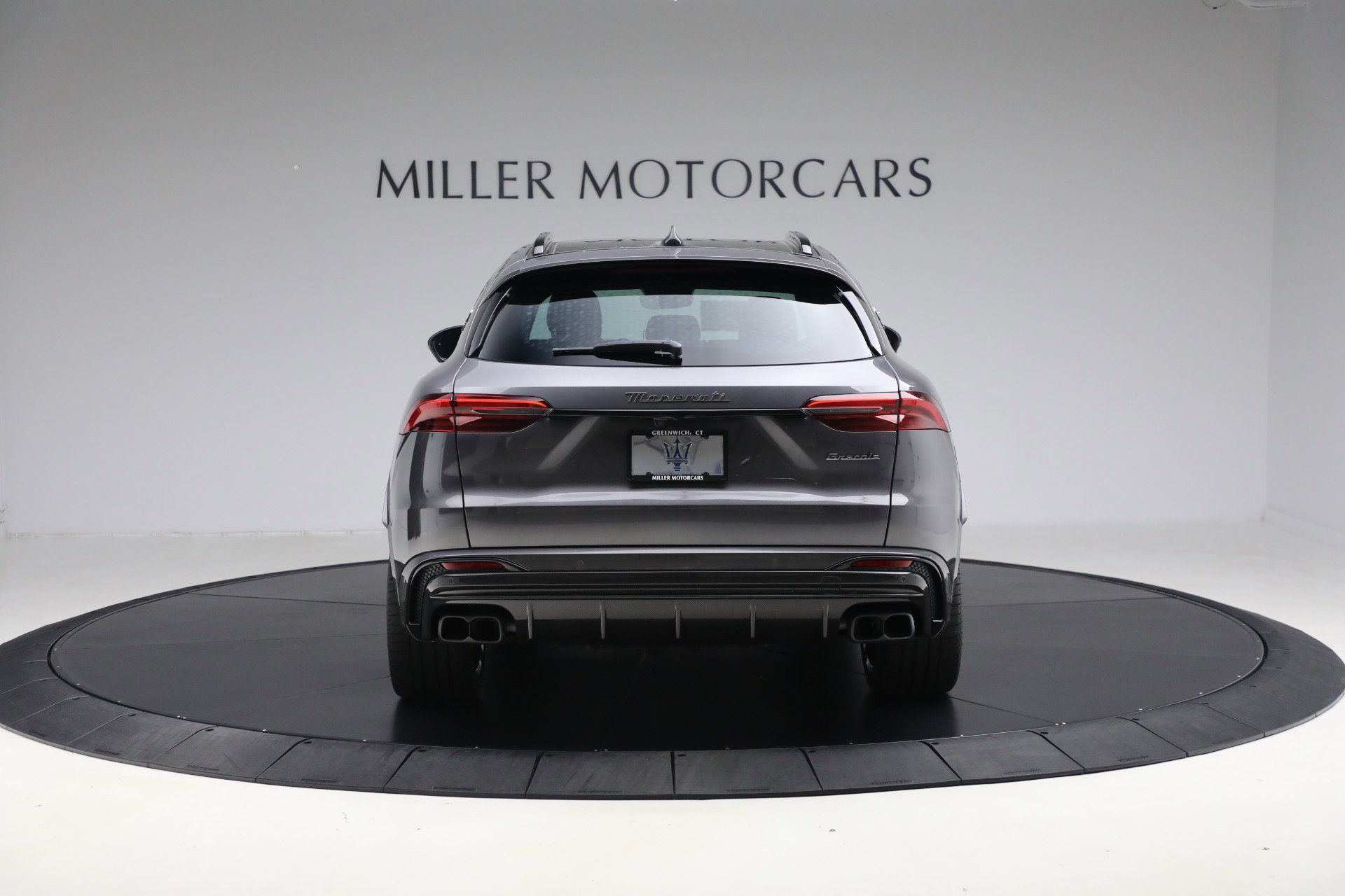 New 2025 Maserati Grecale Trofeo image 6