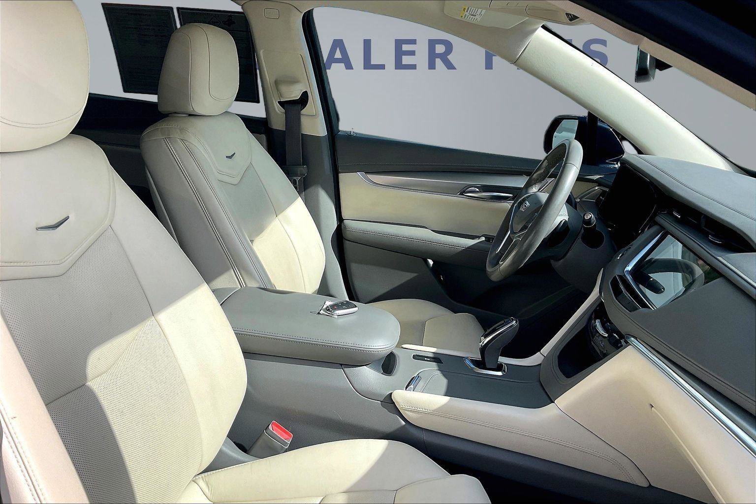 Used 2019 Cadillac XT5 Luxury image 28