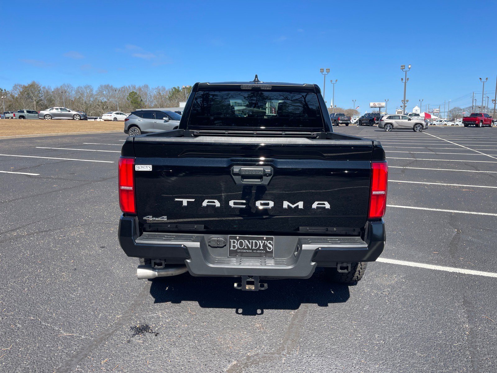 Used 2025 Toyota Tacoma SR5 image 15
