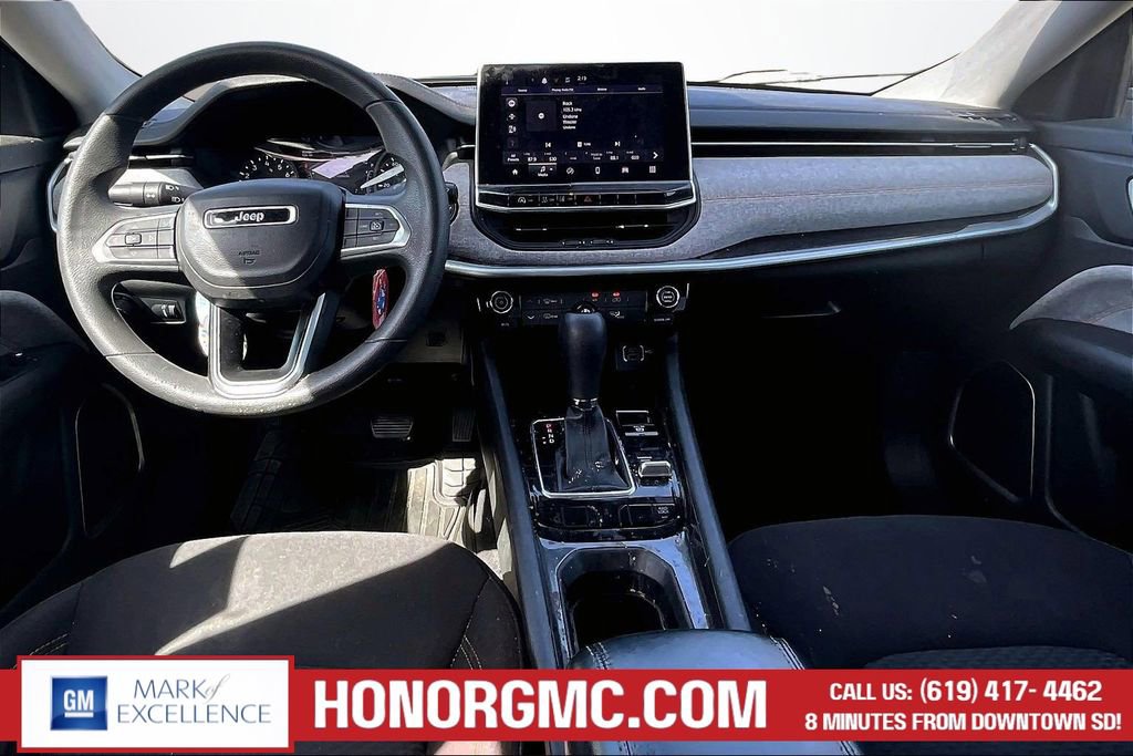 Used 2022 Jeep Compass Sport AWD/4WD image 7