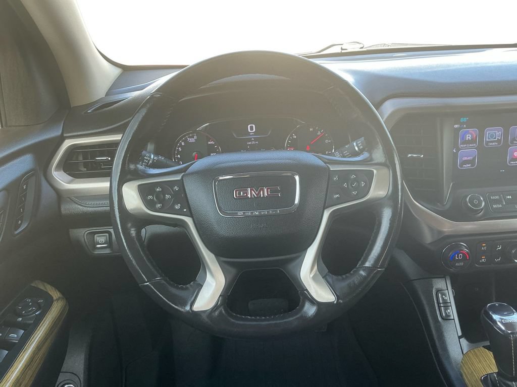 Used 2019 GMC Acadia Denali w/ Technology Package AWD/4WD image 18