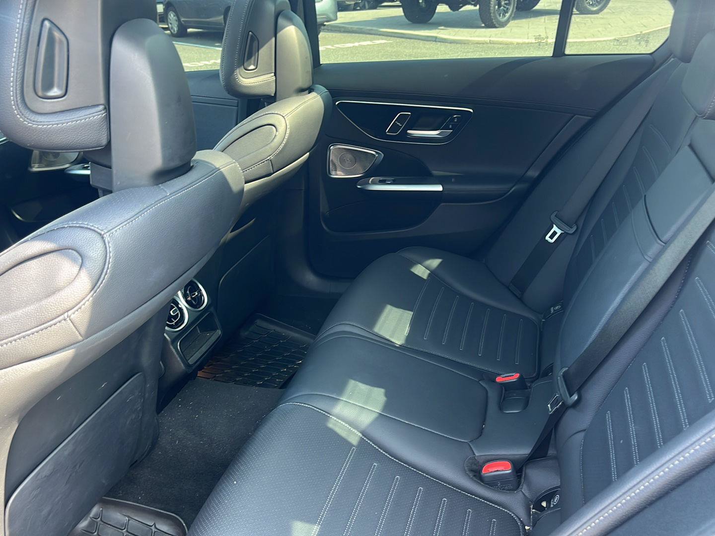 Used 2024 Mercedes-Benz C 300 4MATIC Sedan image 11