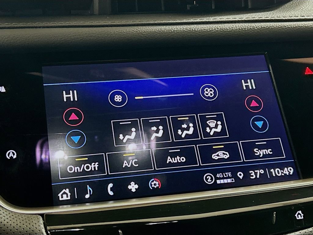 Used 2024 Cadillac XT5 Luxury w/ LPO, Floor Liner Package image 10