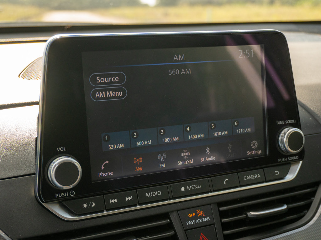 Used 2025 Nissan Altima 2.5 SR FWD image 23