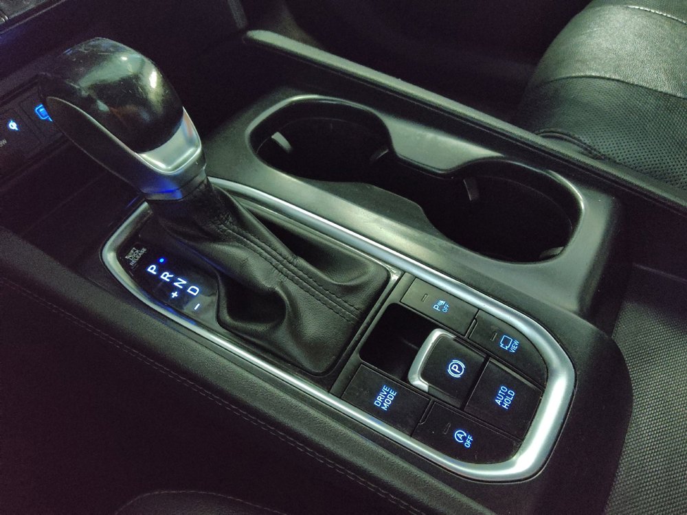 Used 2020 Hyundai Santa Fe Limited w/ Cargo Package image 26