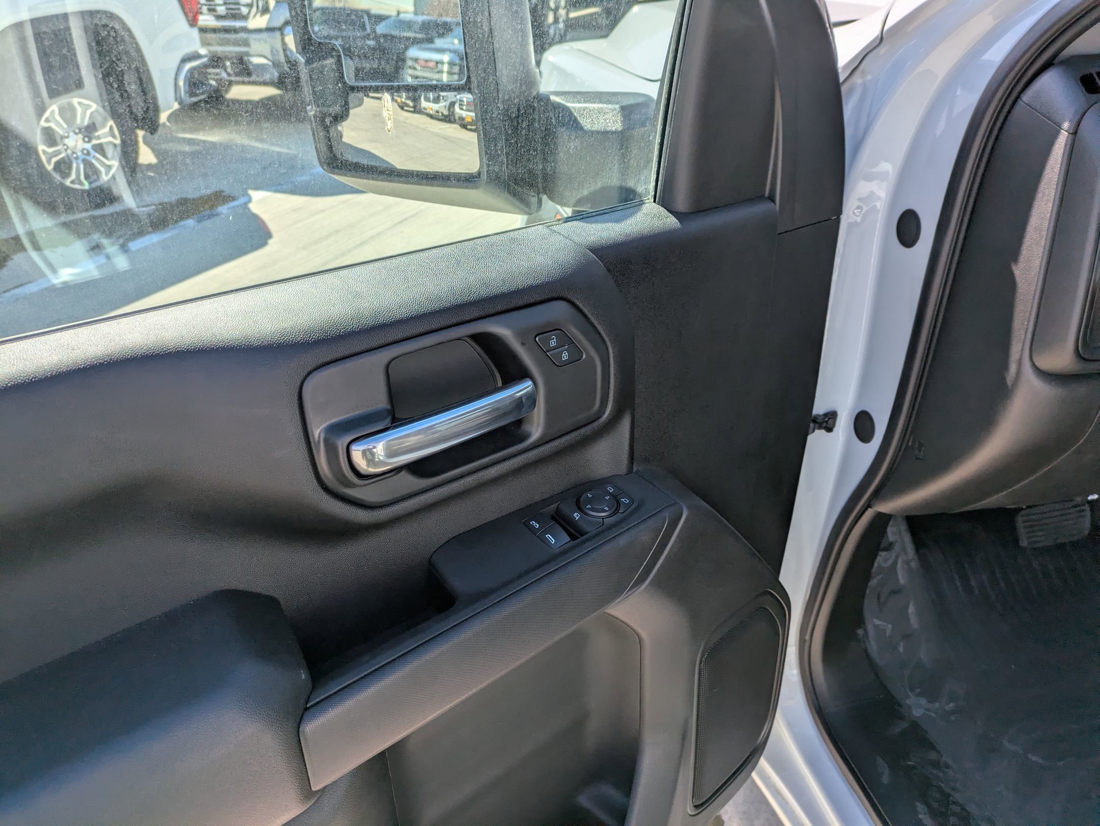 New 2024 GMC Sierra 3500 Pro w/ Convenience Package image 12