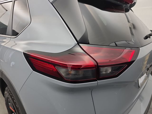 Used 2026 Nissan Rogue SV w/ Rock Creek Premium Package image 18