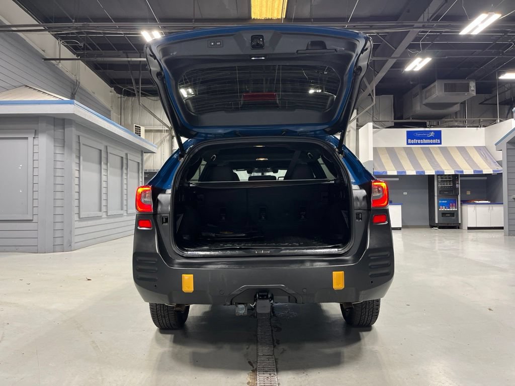 Used 2022 Subaru Outback Wilderness AWD/4WD image 9
