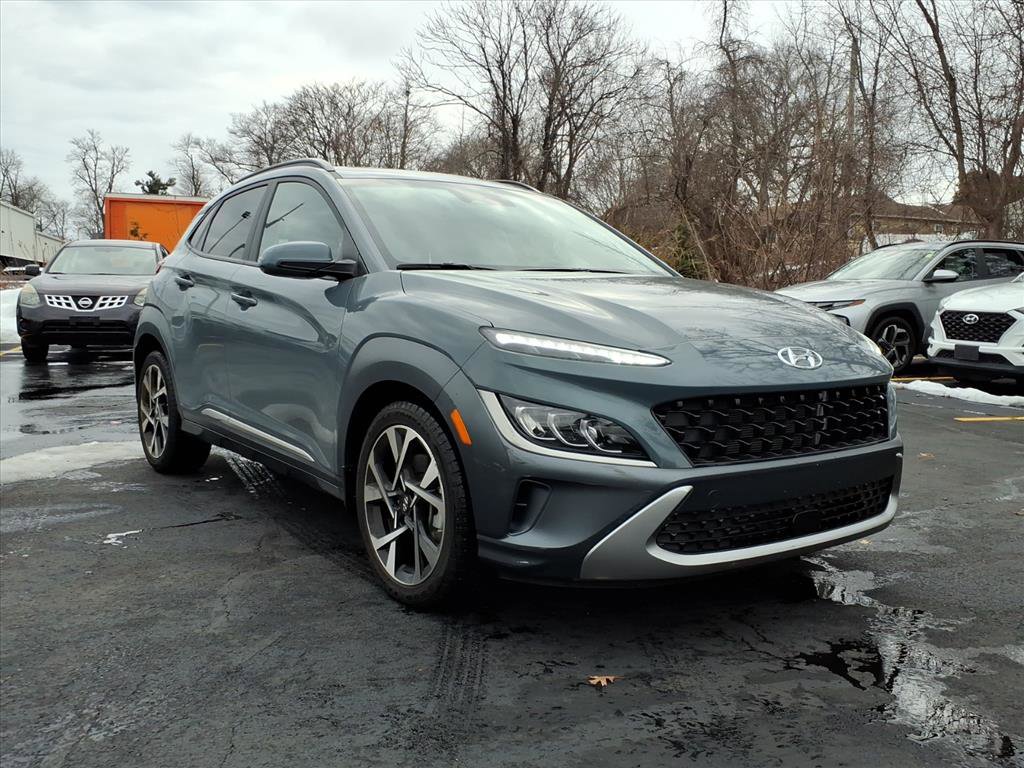 Certified 2022 Hyundai Kona Limited w/ Cargo Package image 7