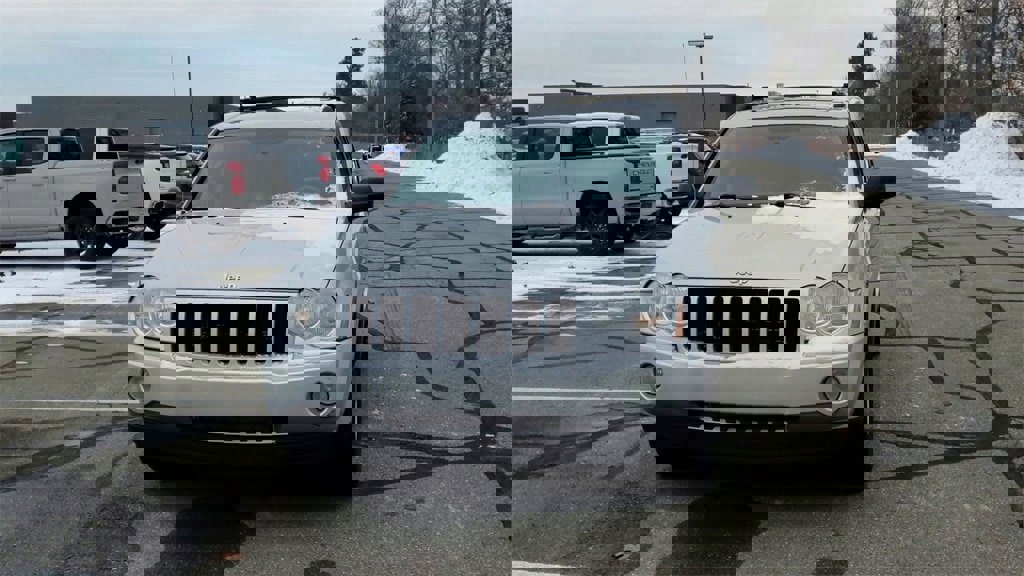 Used 2007 Jeep Grand Cherokee Laredo image 3