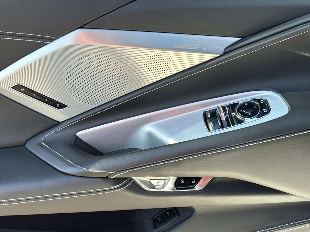 Used 2023 Chevrolet Corvette Stingray Premium Cpe w/ Z51 Performance Package image 17