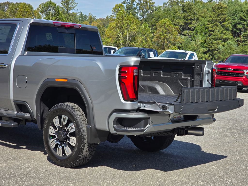New 2026 GMC Sierra 2500 Denali w/ Denali Reserve Package image 16