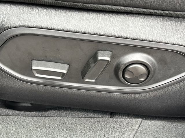 New 2026 Jeep Cherokee Overland image 20