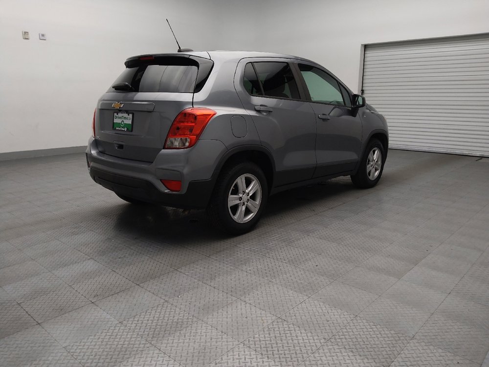 Used 2020 Chevrolet Trax LS w/ Tint and Cruise Package image 9