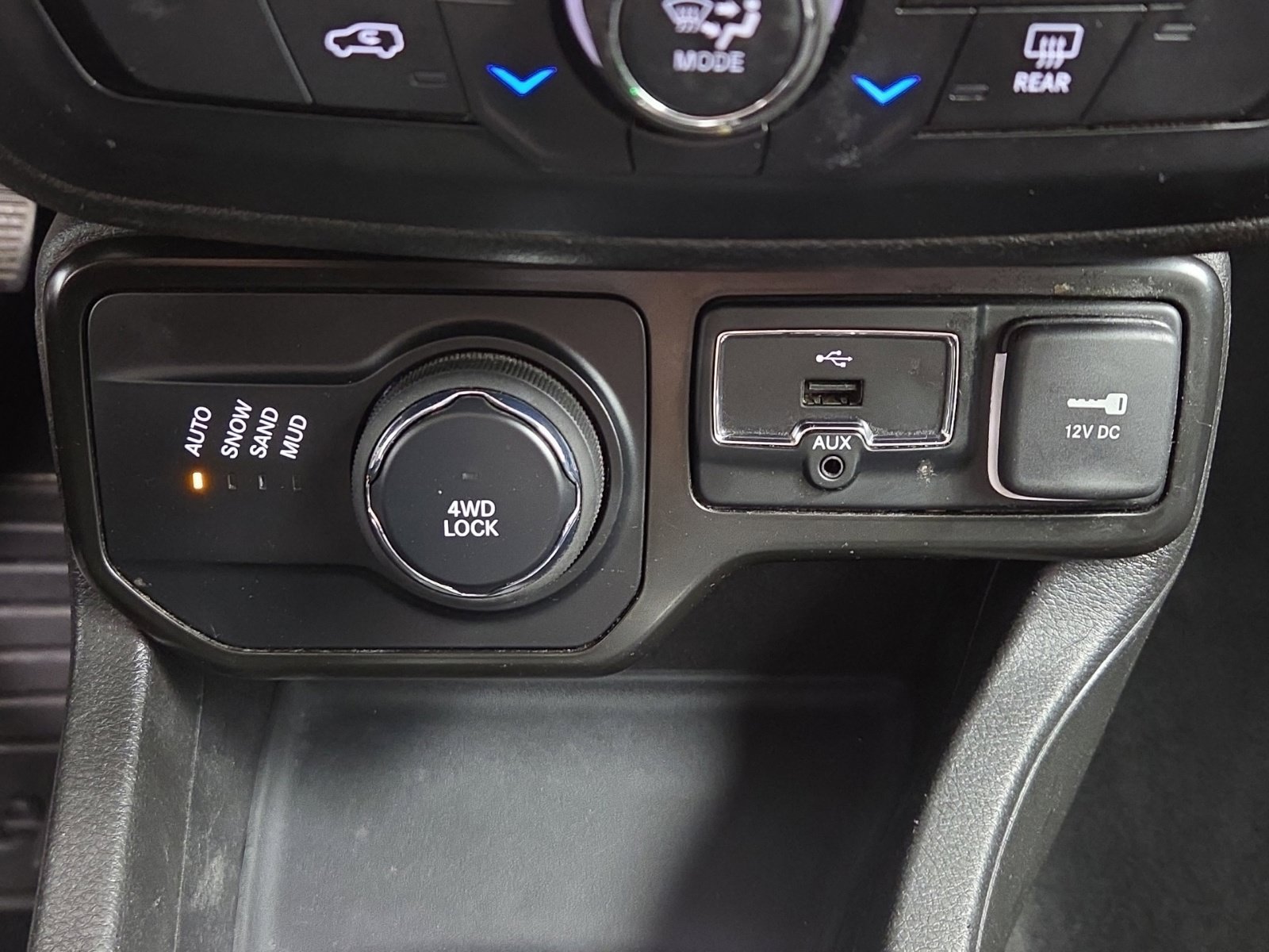 Certified 2022 Jeep Renegade Sport w/ Sport Appearance Group AWD/4WD image 39