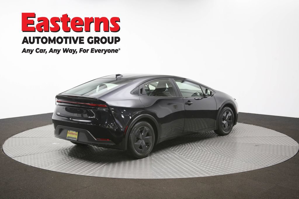 Used 2023 Toyota Prius LE FWD image 39
