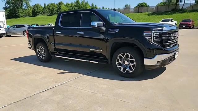New 2026 GMC Sierra 1500 SLT w/ SLT Premium Plus Package AWD/4WD image 2