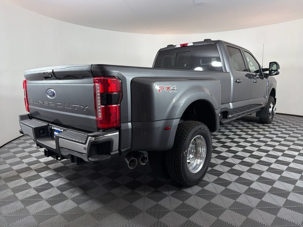 New 2026 Ford F350 Lariat w/ Lariat Ultimate Package AWD/4WD image 3