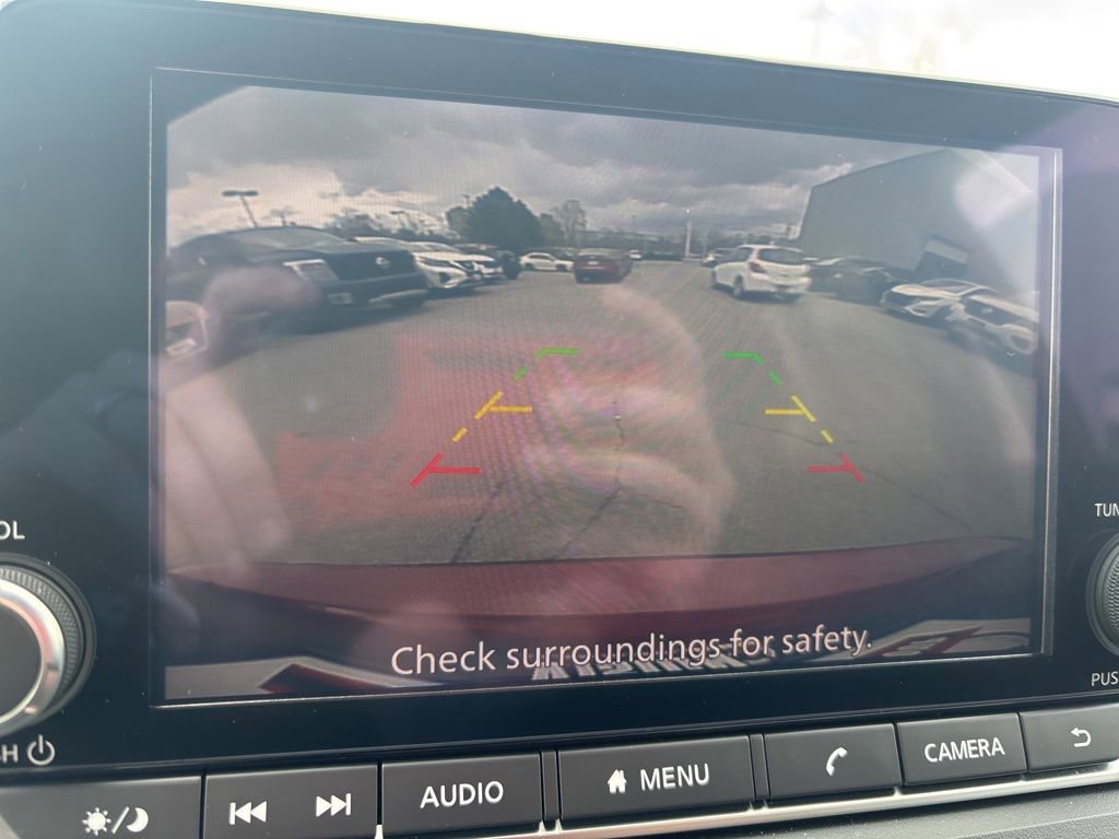 Used 2024 Nissan Rogue SV AWD/4WD image 21