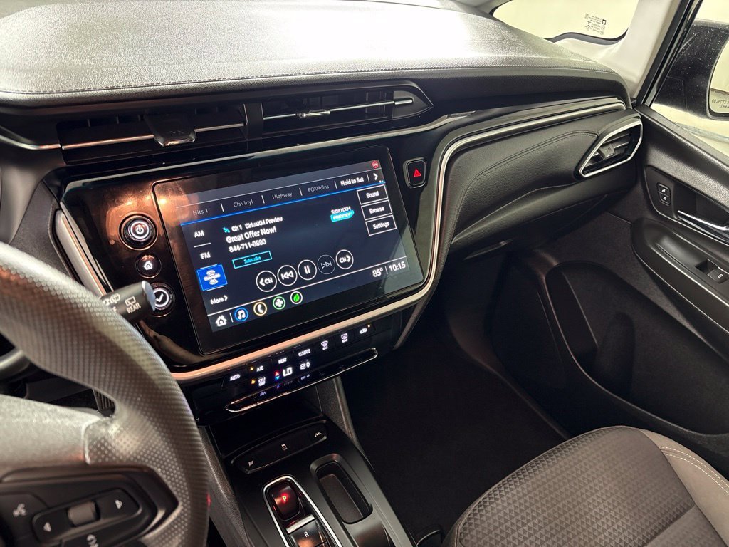 Used 2023 Chevrolet Bolt LT FWD image 32