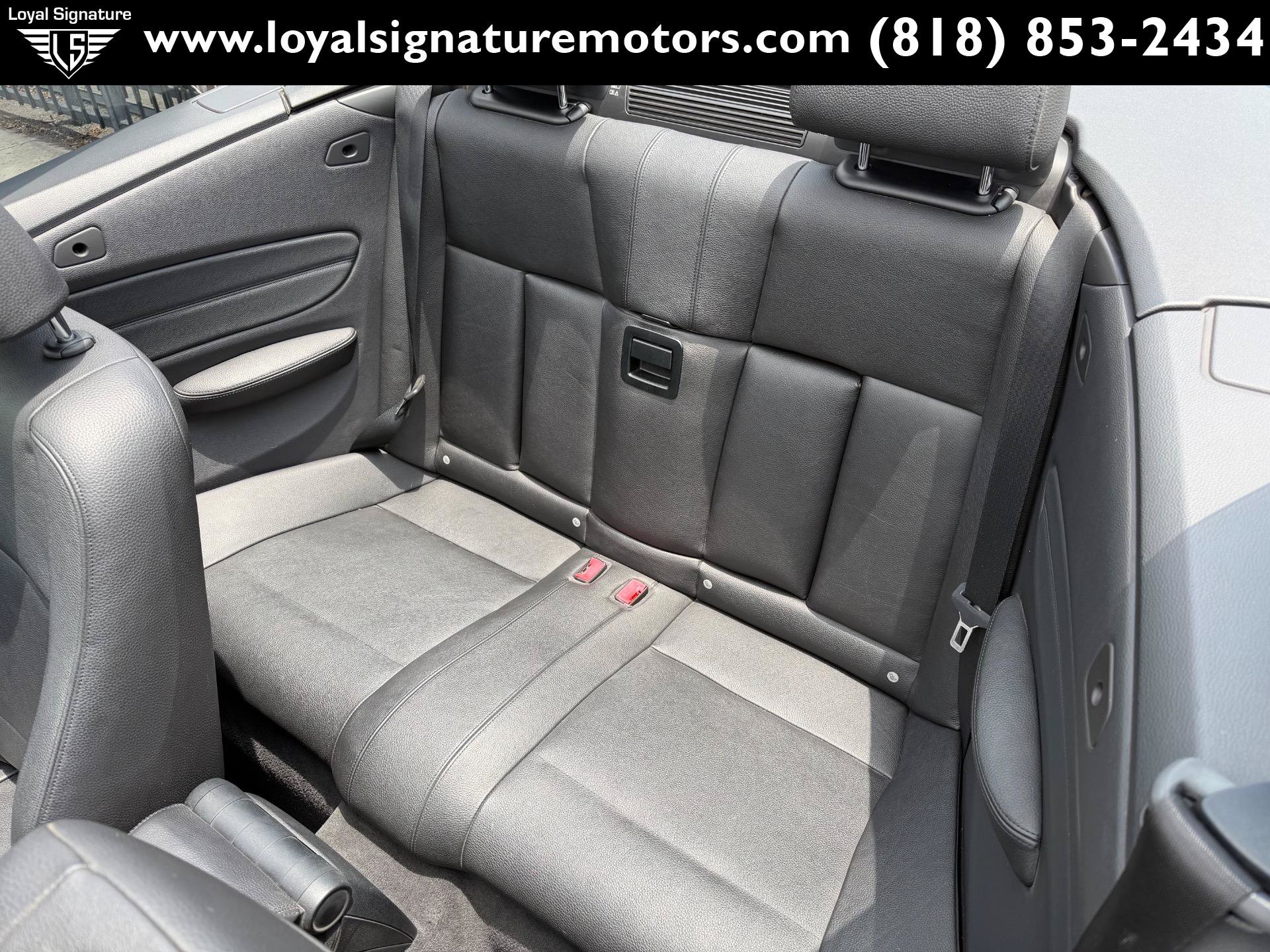 Used 2012 BMW 135i Convertible RWD image 13