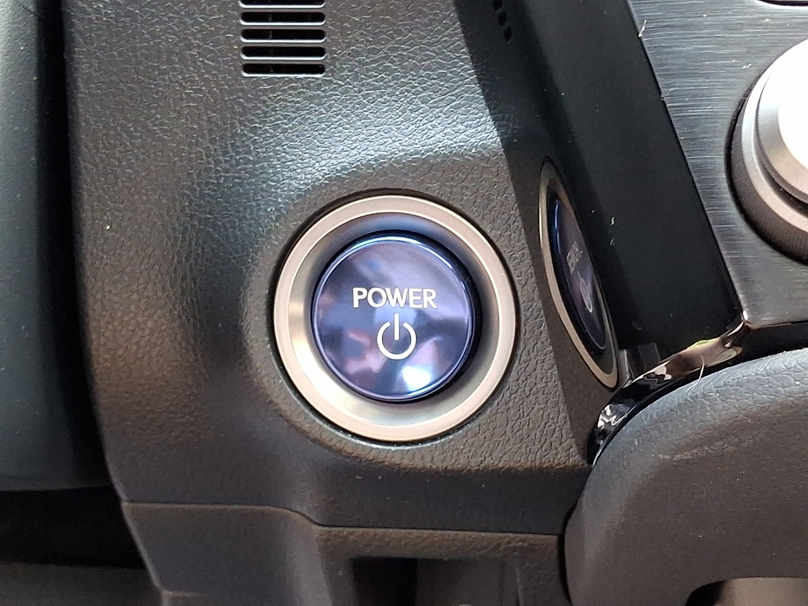 Certified 2022 Lexus ES 300h w/ Accessory Package 2 FWD image 24