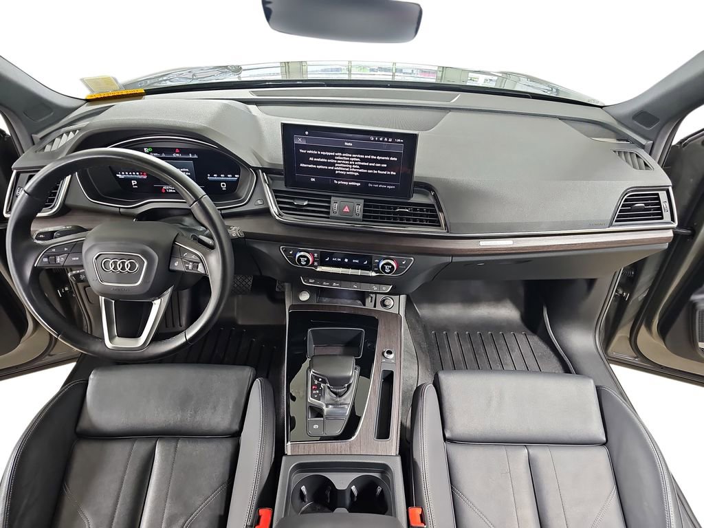 Used 2023 Audi Q5 2.0T Premium Plus w/ Premium Plus Package AWD/4WD image 11