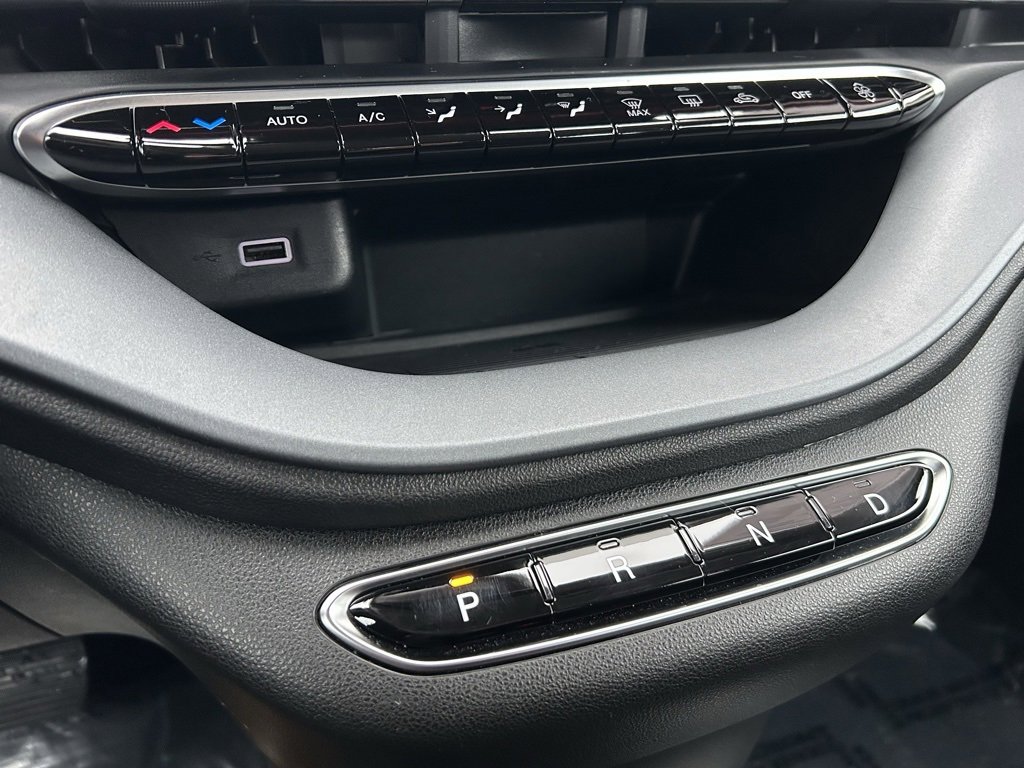 Used 2024 FIAT 500 e (RED) image 19