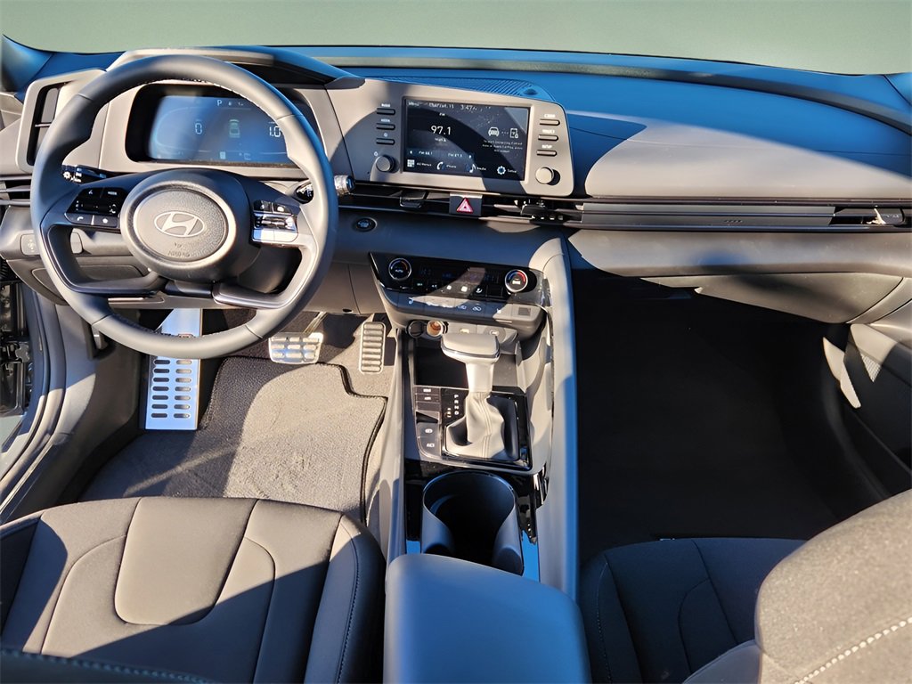 New 2026 Hyundai Elantra SEL Sport image 15