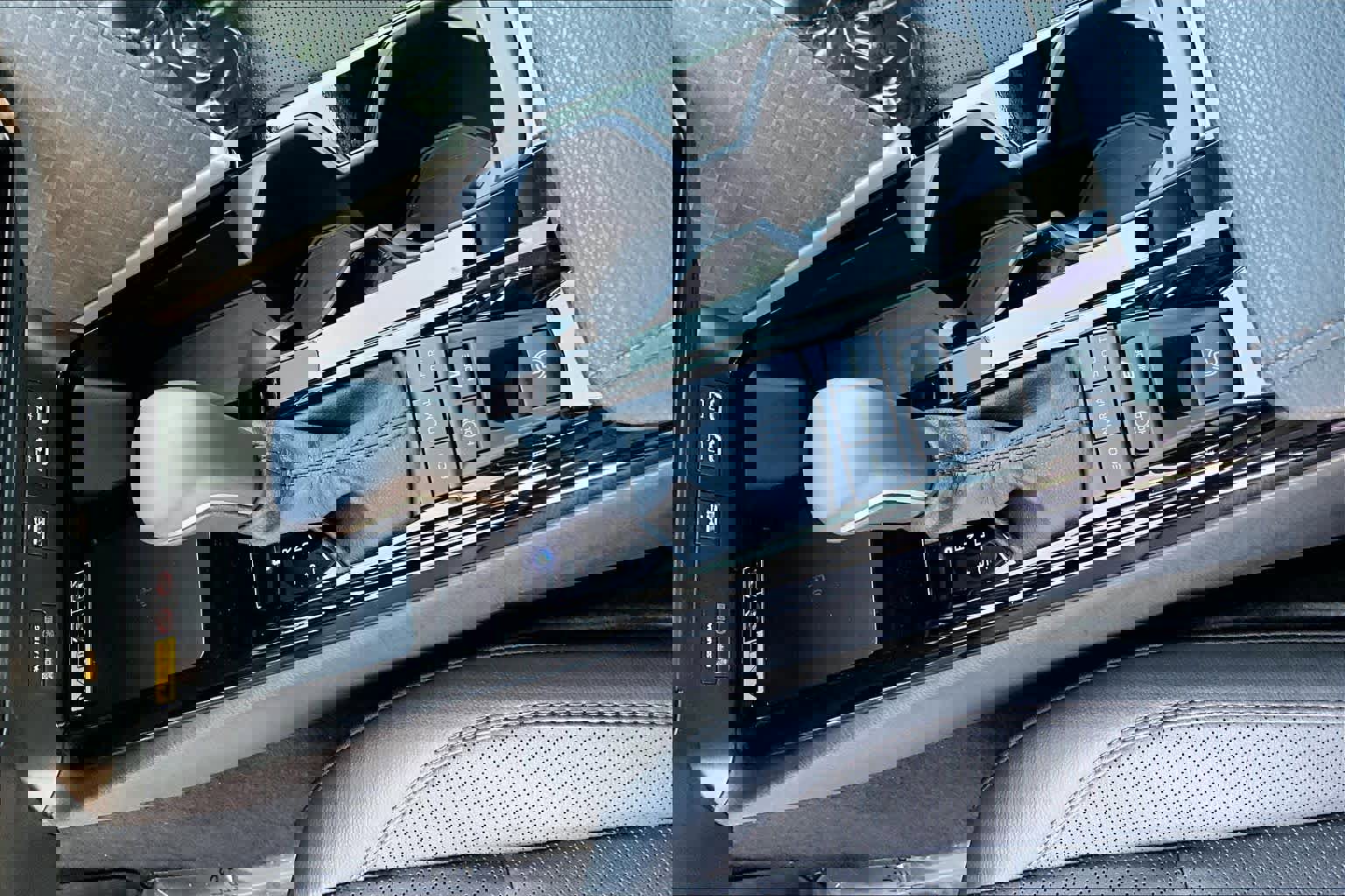 Used 2026 Toyota Camry XLE image 15