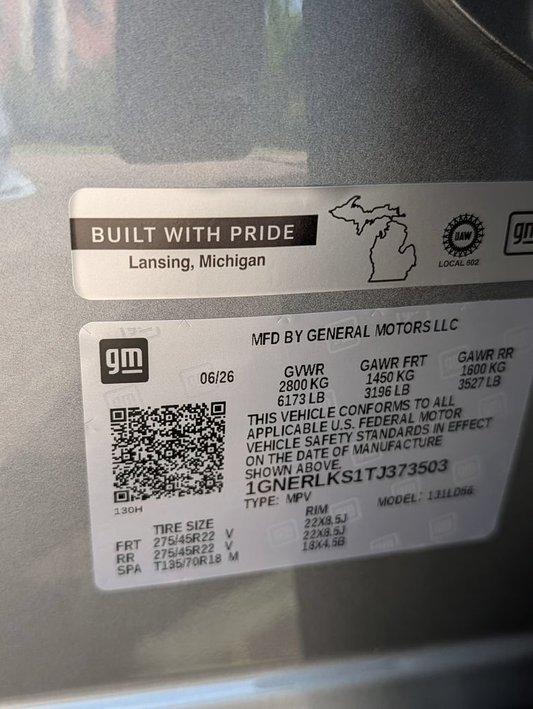 New 2026 Chevrolet Traverse RS w/ LPO, Floor Liner Package FWD image 33