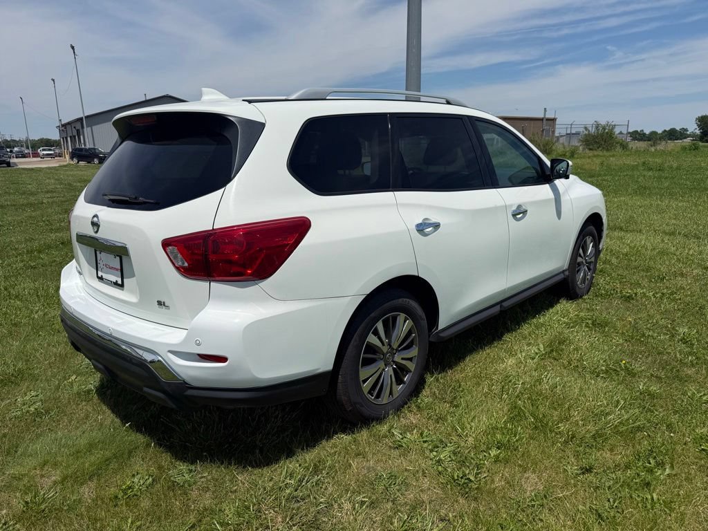 Used 2020 Nissan Pathfinder SL FWD image 5