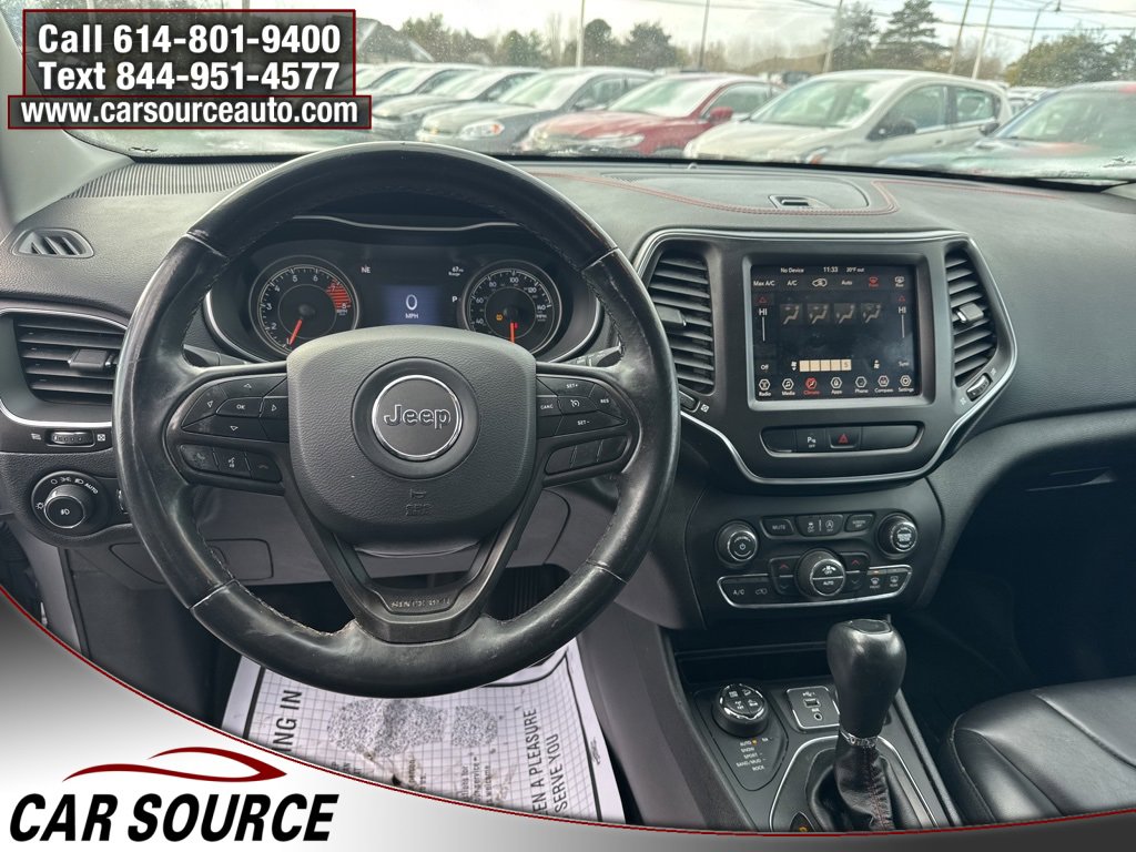 Used 2019 Jeep Cherokee Trailhawk image 13
