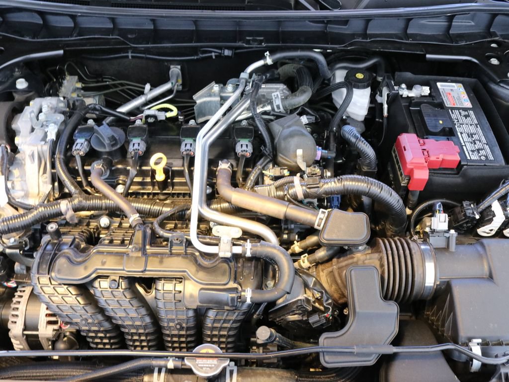 Used 2025 Nissan Altima 2.5 SL AWD/4WD image 48