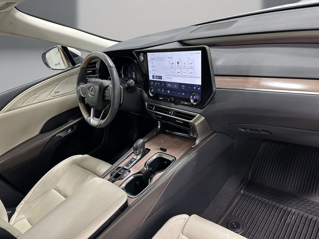 Used 2023 Lexus RX 350 FWD w/ Accessory Package image 16