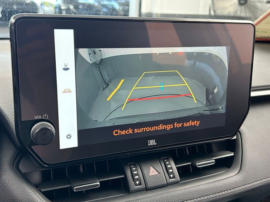 Used 2025 Toyota RAV4 Limited image 27