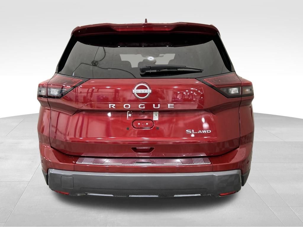 Used 2024 Nissan Rogue SL w/ SL Premium Package image 4